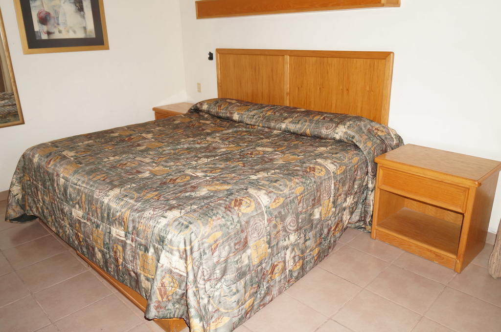 Maria Luisa Inn & Suites Juarez  객실 사진