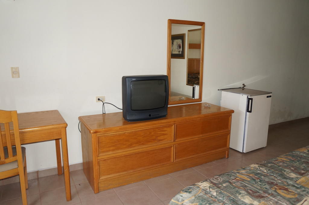 Maria Luisa Inn & Suites Juarez  객실 사진