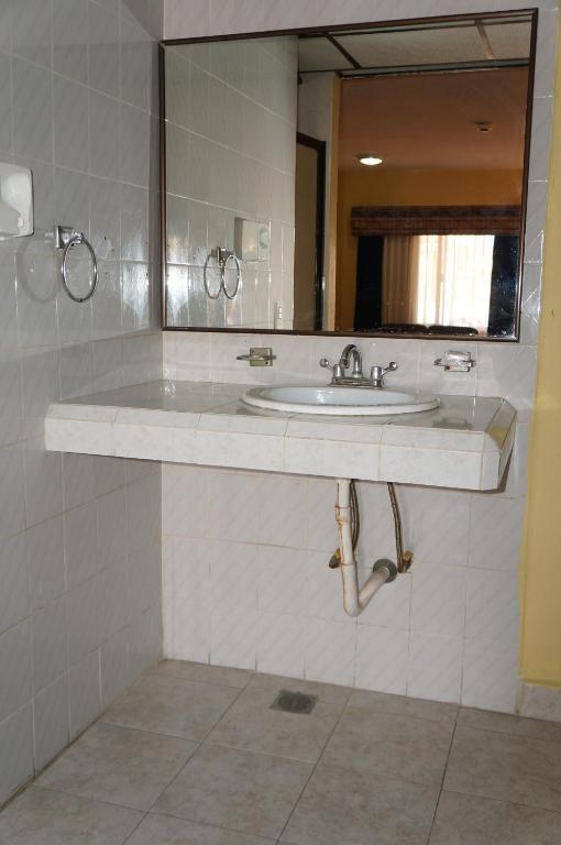 Maria Luisa Inn & Suites Juarez  외부 사진