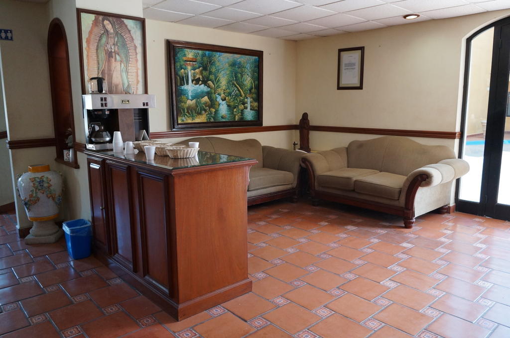Maria Luisa Inn & Suites Juarez  외부 사진